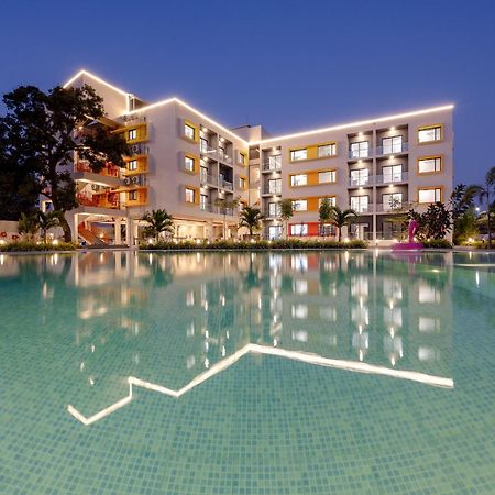 Saavi Suites Daman Exteriér fotografie