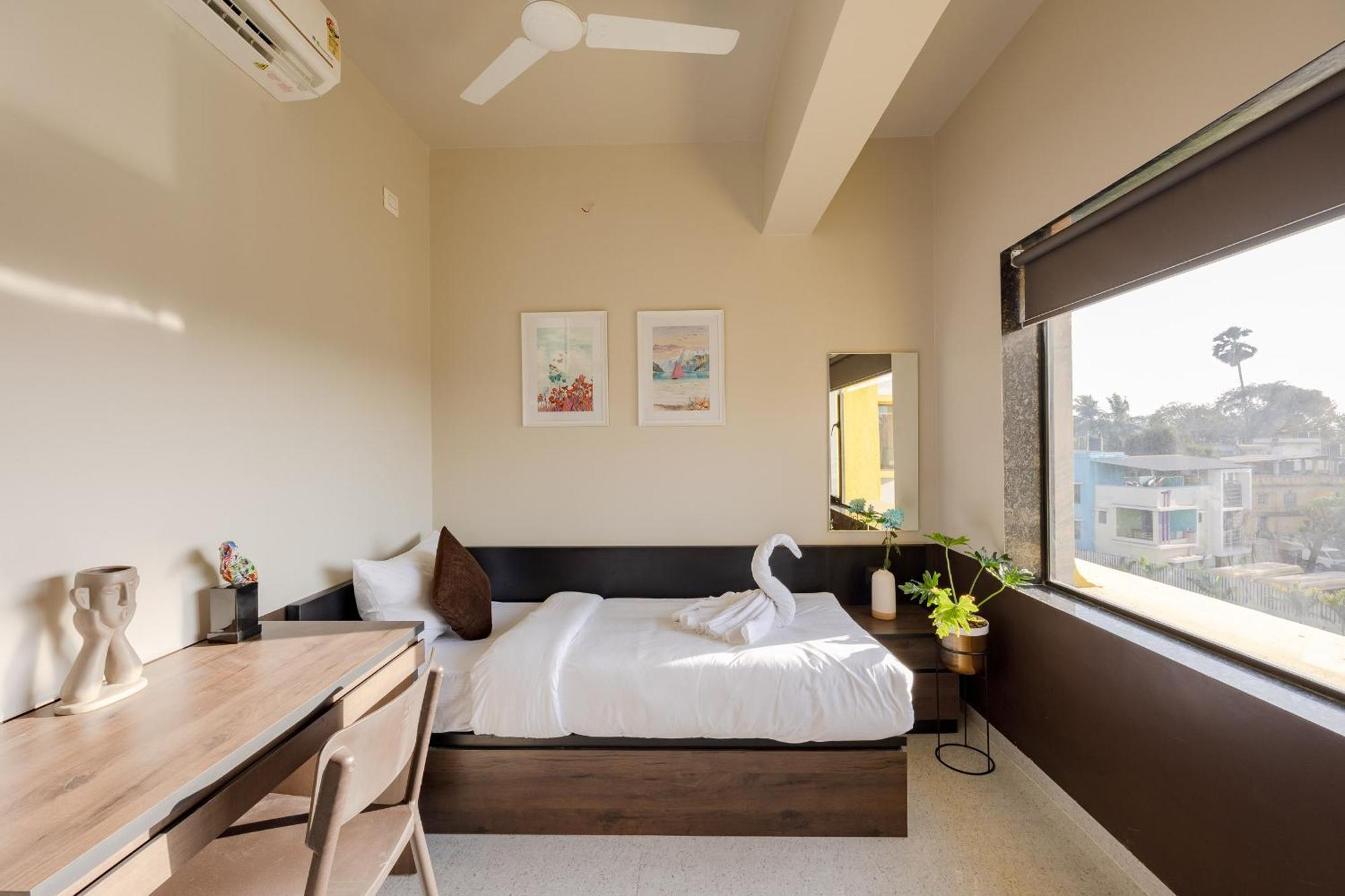 Saavi Suites Daman Exteriér fotografie