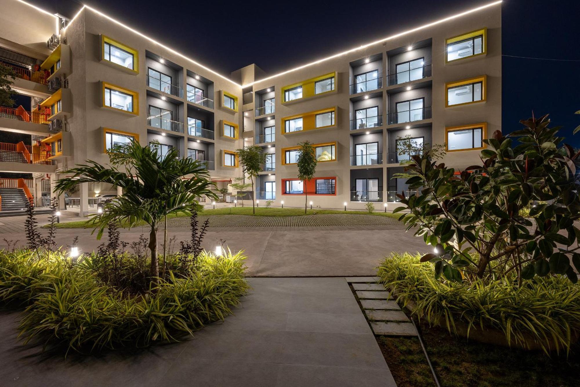 Saavi Suites Daman Exteriér fotografie